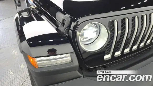 Jeep Wrangler 2021 — Şəkil 20/34