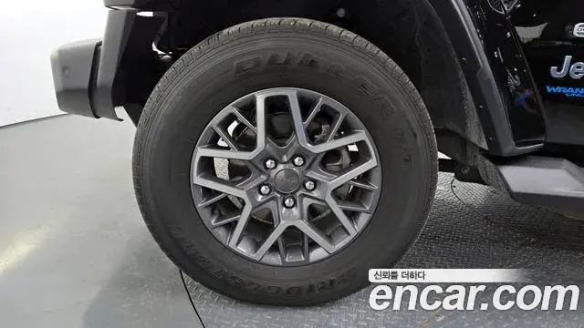 Jeep Wrangler 2021 — Şəkil 9/34
