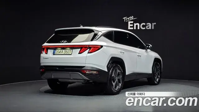 Hyundai Tucson Hybrid 2022 — Şəkil 8/31