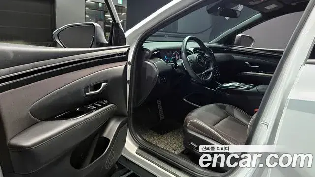 Hyundai Tucson Hybrid 2022 — Şəkil 29/31
