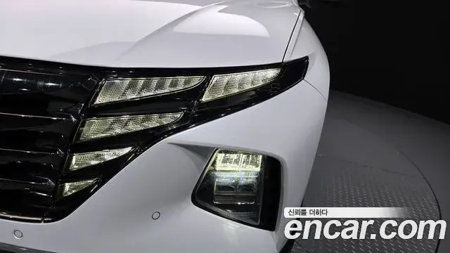 Hyundai Tucson Hybrid 2022 — Şəkil 24/31