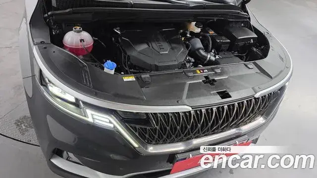 Kia Carnival 2023 — Фото 6/20