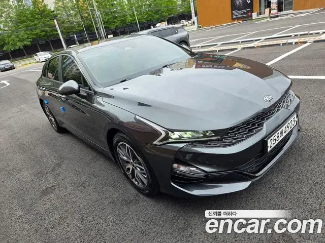 Kia K5 2020 — Şəkil 16/20