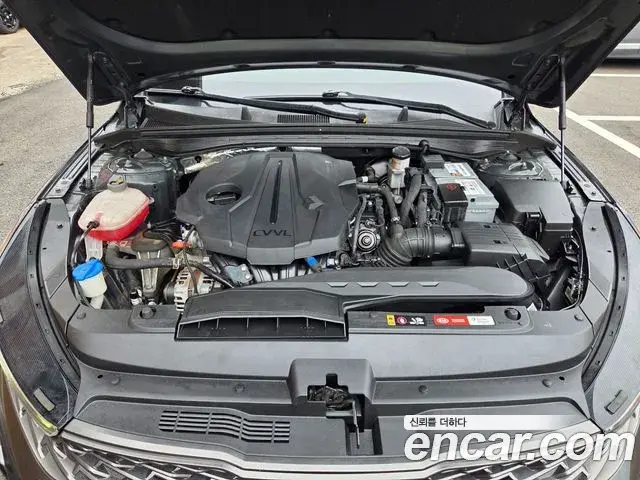 Kia K5 2020 — Şəkil 10/20