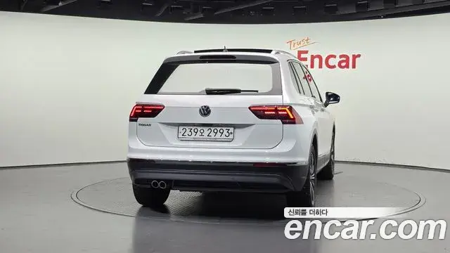 Volkswagen Tiguan 2020 — Фото 4/20