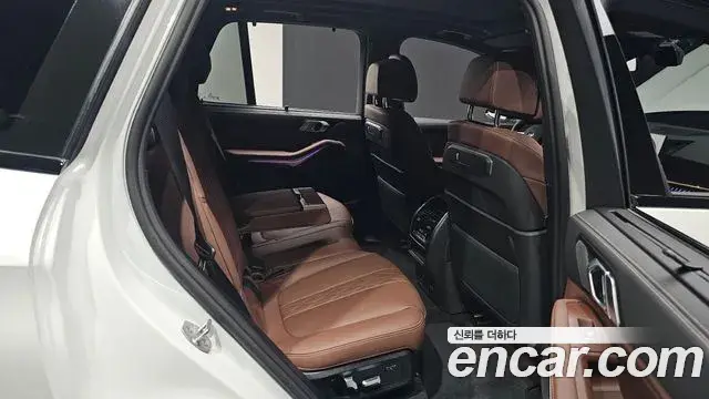 BMW X5 2025 — ფოტო 18/33