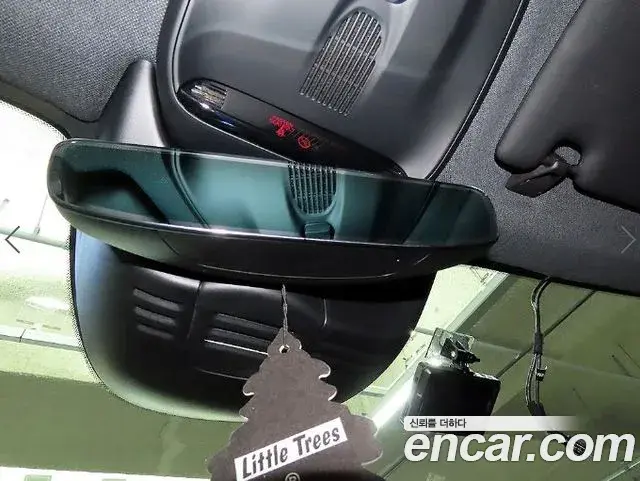 Volvo XC40 2020 — ფოტო 14/20