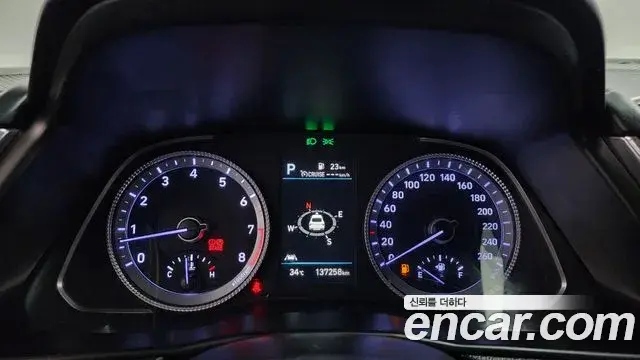 Hyundai Sonata Hybrid 2022 — Şəkil 12/34
