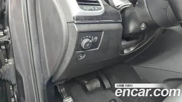 Jeep Grand Cherokee 2021 — ფოტო 12/32