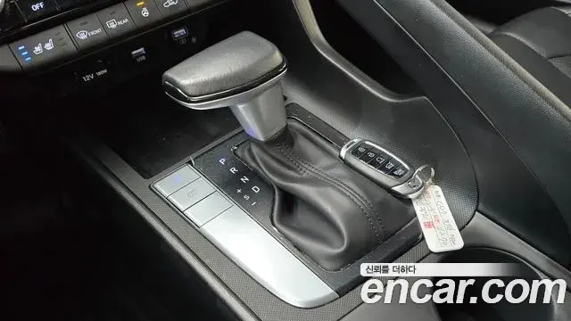 Hyundai Avante 2022 — Фото 7/20