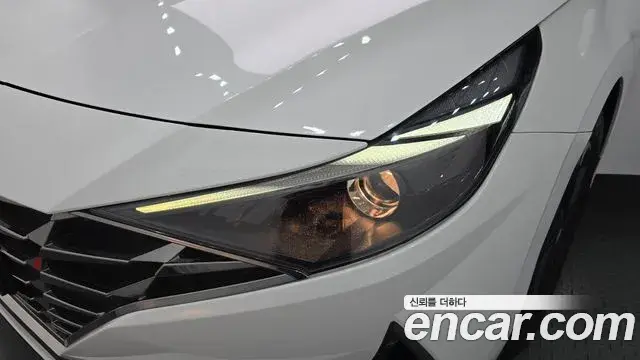 Hyundai The New Avante Hybrid 2022 — Şəkil 5/30