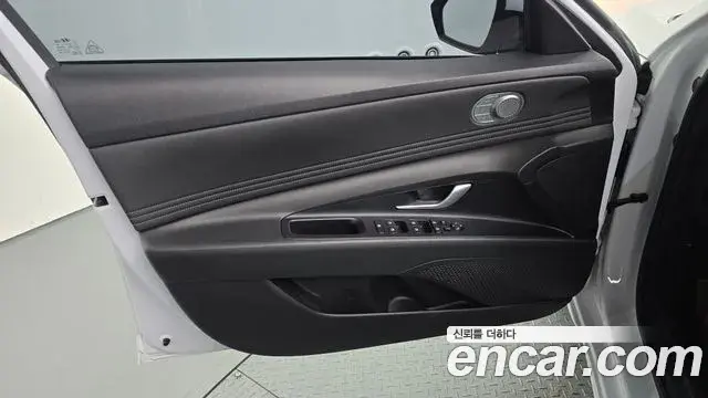 Hyundai The New Avante Hybrid 2022 — Şəkil 13/30