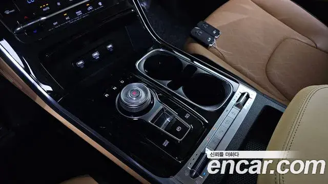 Kia Carnival 2020 — Фото 9/20