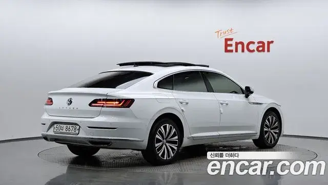 Volkswagen Arteon 2019 — Şəkil 7/20