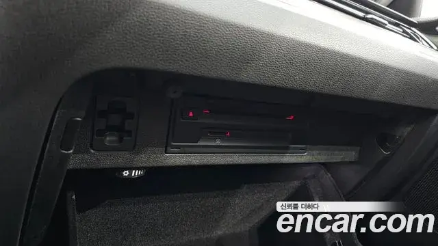 Volkswagen Arteon 2019 — Şəkil 12/20