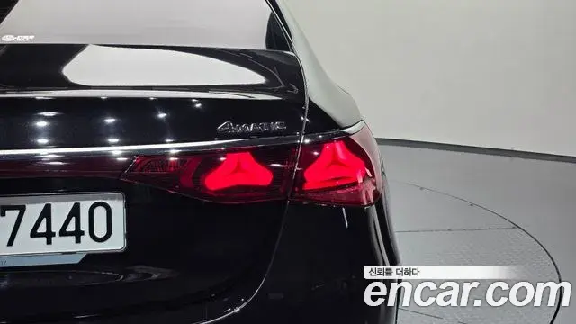 Mercedes-Benz E-Class 2024 — Şəkil 4/32