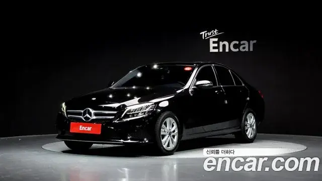 Mercedes-Benz C-Class 2020 — Фото 1/20