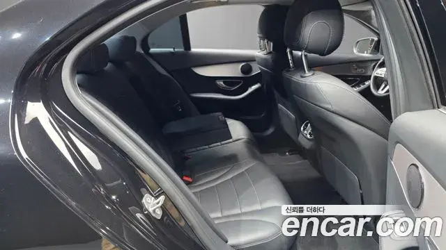 Mercedes-Benz C-Class 2020 — Фото 12/20