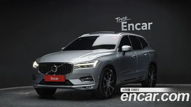 Volvo XC60 2019 — Şəkil 17/30