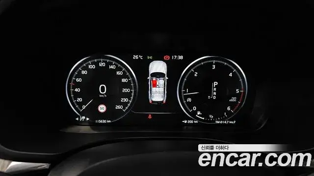 Volvo XC60 2019 — Şəkil 22/30