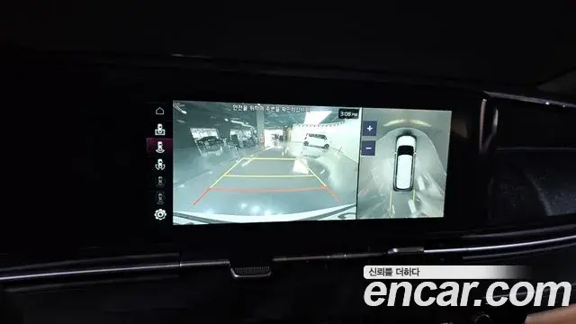 Kia Carnival 2021 — Photo 15/20