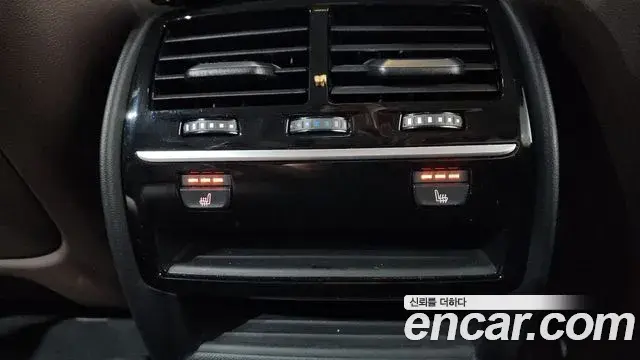 BMW 5 Series 2018 — ფოტო 3/35