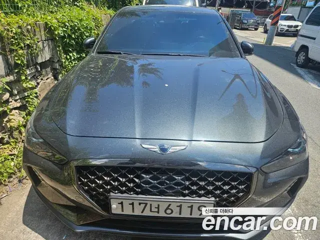 Genesis G70 2018 — Şəkil 1/12