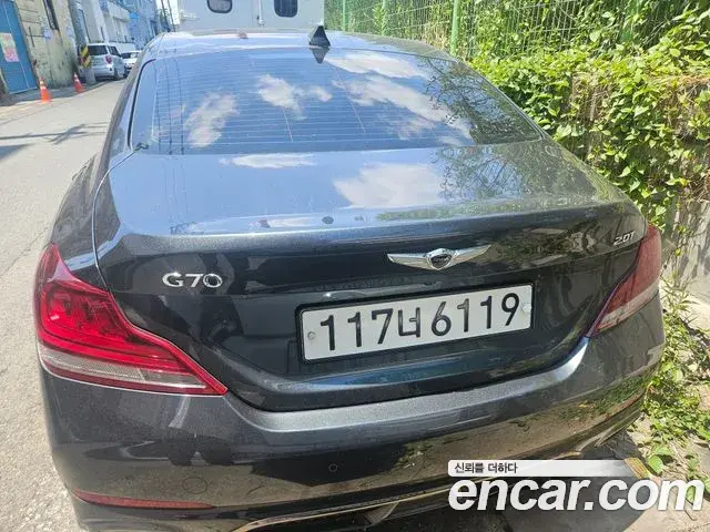 Genesis G70 2018 — Şəkil 11/12