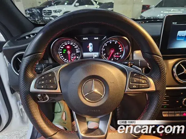 Mercedes-Benz CLA-Class 2018 — Фото 10/20