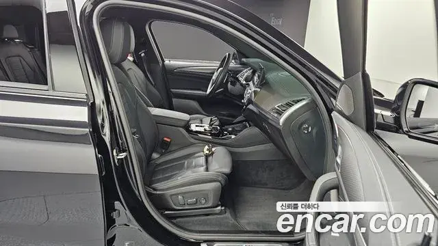BMW X4 2025 — ფოტო 14/30