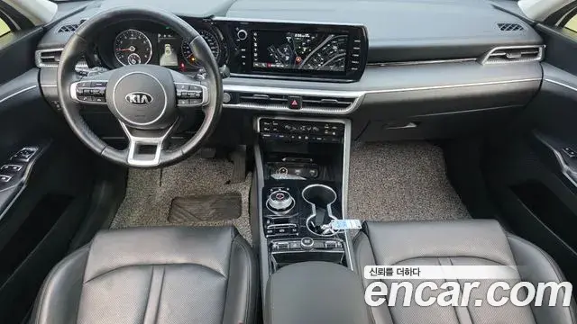 Kia K5 2020 — Şəkil 17/20