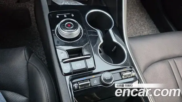 Kia K5 2020 — Şəkil 12/20