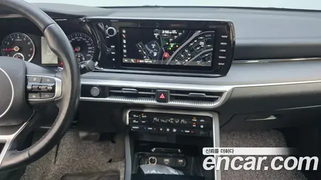 Kia K5 2020 — Şəkil 8/20