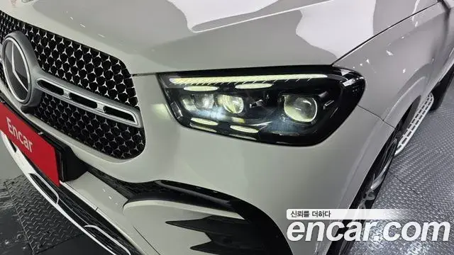 Mercedes-Benz GLE-Class 2023 — Şəkil 9/35