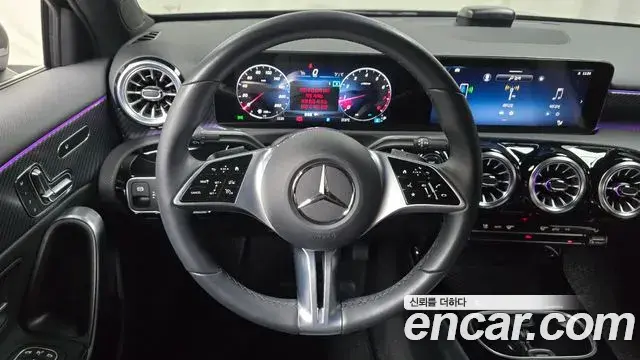 Mercedes-Benz A-Class 2024 — Фото 12/20
