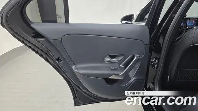 Mercedes-Benz A-Class 2024 — Şəkil 20/30