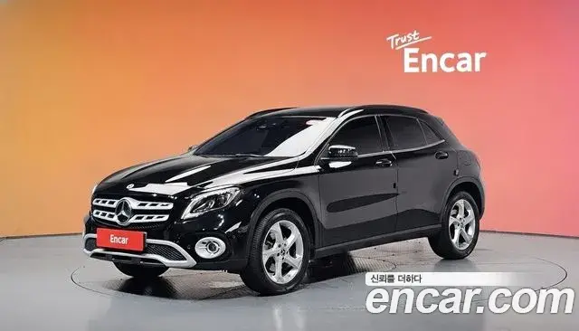 Mercedes-Benz GLA-Class 2018 — Photo 24/36