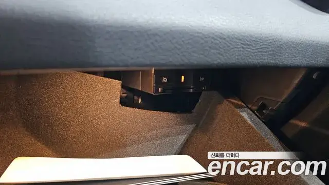 Mercedes-Benz GLA-Class 2018 — Photo 35/36