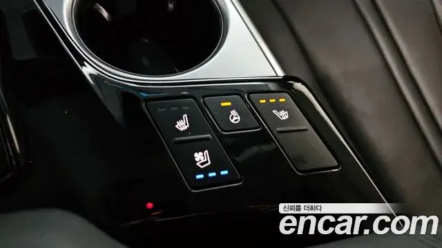 Kia K8 2022 — Şəkil 27/32