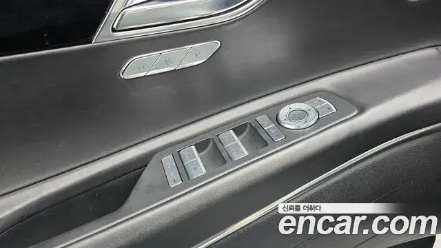 Genesis GV80 2021 — Şəkil 13/33