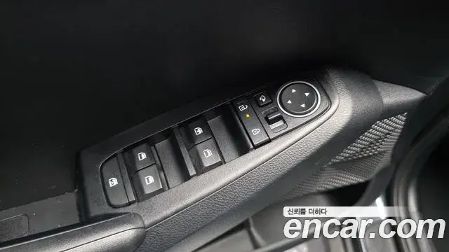 Kia Seltos 2025 — Photo 17/32