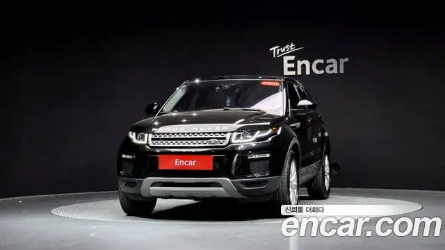 Land Rover Range Rover Evoque 2019 — Photo 24/35