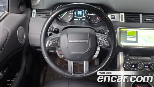 Land Rover Range Rover Evoque 2019 — Photo 16/35
