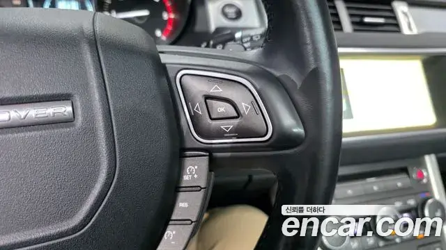 Land Rover Range Rover Evoque 2019 — Photo 33/35