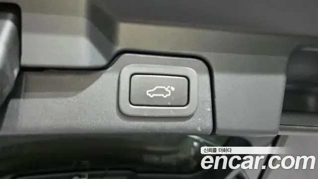 Land Rover Range Rover Evoque 2019 — Photo 28/35