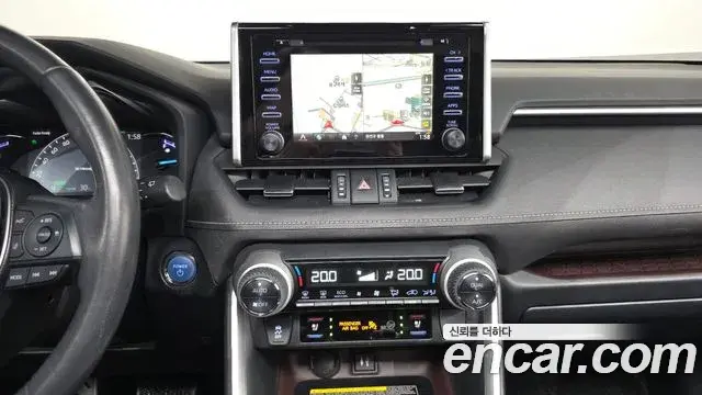 Toyota RAV4 2019 — Şəkil 14/34