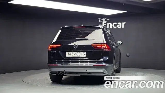 Volkswagen Tiguan 2019 — Photo 2/20