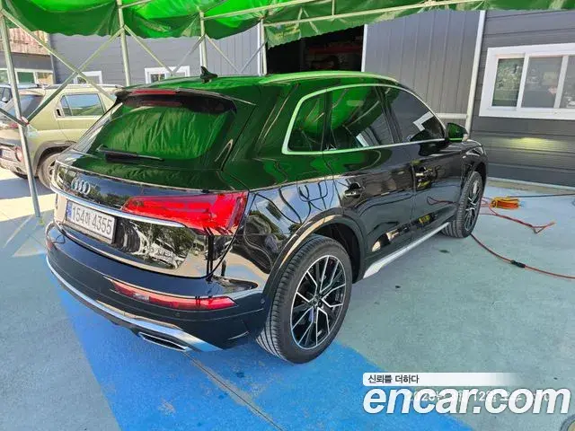 Audi Q5 2024 — Фото 6/18