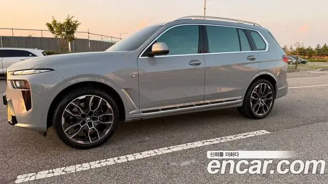 BMW X7 2023 — Şəkil 3/17