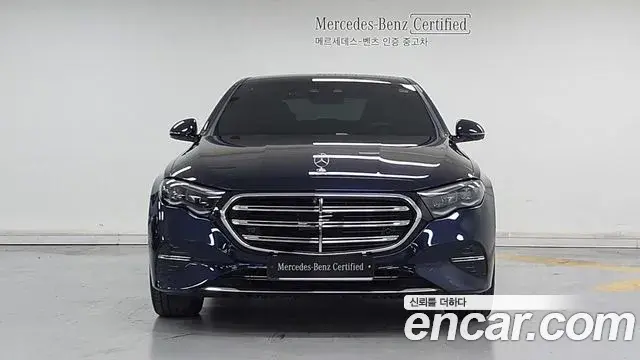 Mercedes-Benz E-Class 2024 — ფოტო 11/17